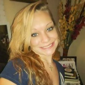 Meet your Posher, Leaha